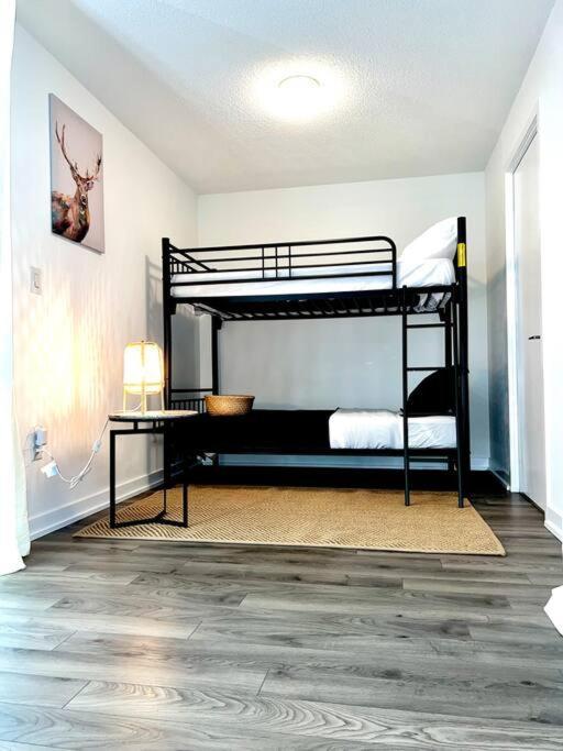 Luxurious Condo In The Center Of Downtown Toronto Exteriör bild